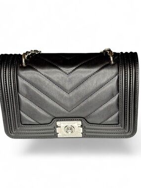 BADGLEY MISCHKA Quilted Black X-body Bag - NWT